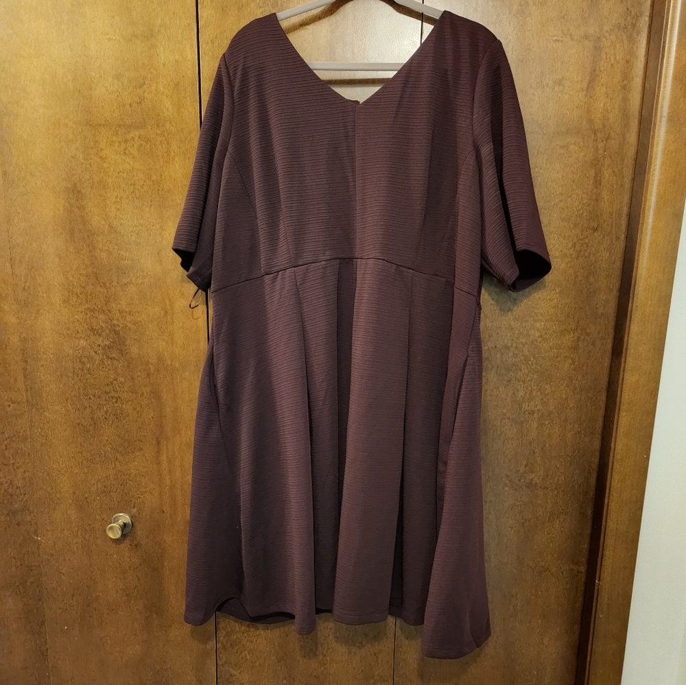 Eggplant textured dress with pockets